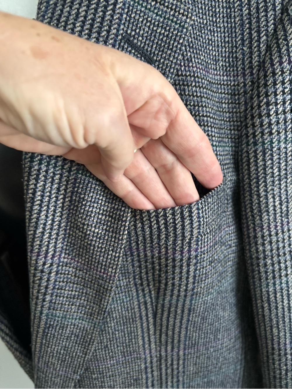 BARRISTER Jacket - Picture 3 of 13